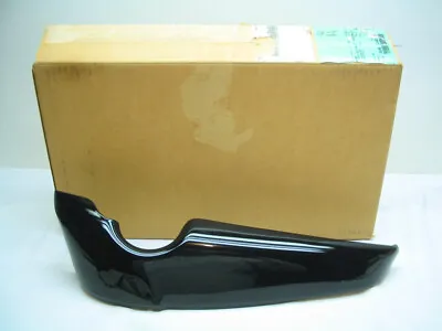 $139.99 • Buy NEW Right Side Radiator Shroud Fairing 66158-04DH Harley V-Rod VRSC Vivid Black