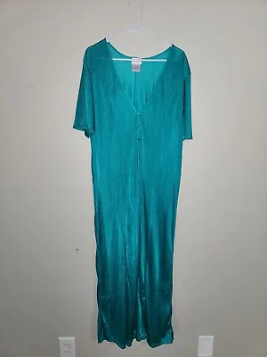 Vintage Women's Amoureuse Turquoise Nylon Nightgown Size 1X • $0.99