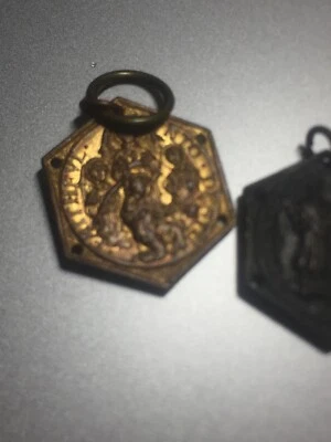 £7 • Buy 2 X ANTIQUE VICTORIAN BRASS FAITHFUL UNTO DEATH  RELIGIOUS MEDAL PENDANT TAGS 