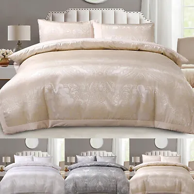 Luxury Jacquard Camden Duvet Cover Quilted Double King Super King Size Bed Set • £38.99