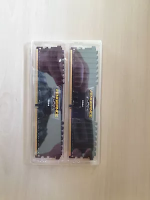 Corsair Vengeance LPX CMK32GX4M2D3200C16 - 32 GB - 2 X 16 GB - DDR4 - 3200 MHz - • £50