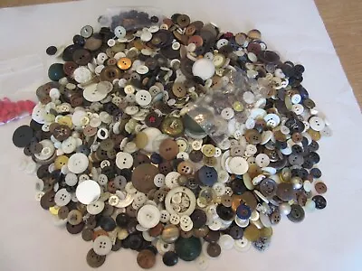 Lot Of Vintage Button 2 Pounds 9 Oz Various Colors And Sizes • $11