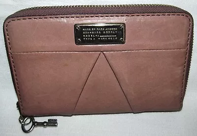 Marc Jacobs Plum Pink Leather Mildred Medium Zip Around Wallet • $31.92