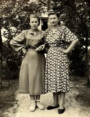 1940s Two Pretty Young Girls Fashionable Coquettes Vintage Photo B&W Snapshot • $12.50