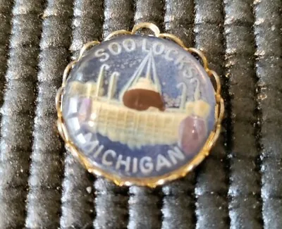 Soo Locks Michigan Souvenir Pendant • $10