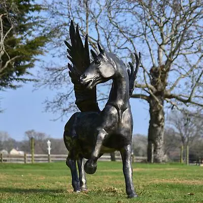 Stunning Life-Size Pegasus Horse Garden Sculpture - Aluminium Outdoor Ornament • £2550