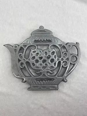 Vintage Iron Metal Gray Teapot Kitchen Trivet Footed Pot Hot Pad Wall Plaque • $20