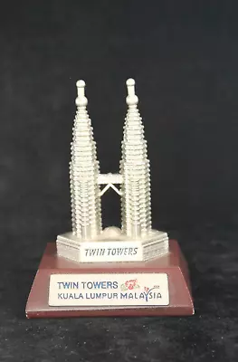 Vintage 3½  Metal Souvenir Building Petronas Twin Towers Kuala Lumpur Malaysia • $25