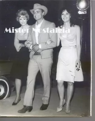 Sexy Janice Rule Marlon Brando Martha Hyer In Hollywood Rare Vintage 1965 Photo • $14.99