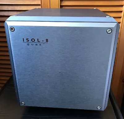 Isol-8 CUBE 3 High Current Mains Conditioner • £1200