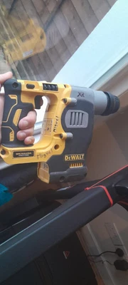 £52 • Buy DeWalt XR 18V DCH273 Brushless Sds  Hammer Drill (FOR PARTS OR NOT WORKING)