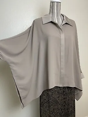 Wynne Layers Blouse Shirt Women Sz M Beige Oversized Lagenlook Boxy Button • $29.99