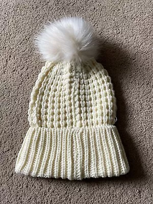 £2.95 • Buy Ladies Cream Bobble Hat Fluffy NEW