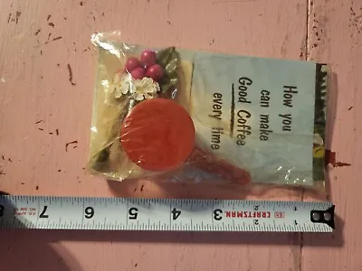 VTG RARE Pan American Coffee Flower And Plastic Red Scoop Advertisement Pack • $11.11