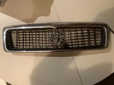 Chrysler TC Maserati Hood Grille 1989 1990 1991 Grille • $60