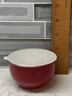 Set Of 4 Mini Metal Bowls In Red W/seal Tight Lids.   3 Bowls In Orig Packaging • $20.66