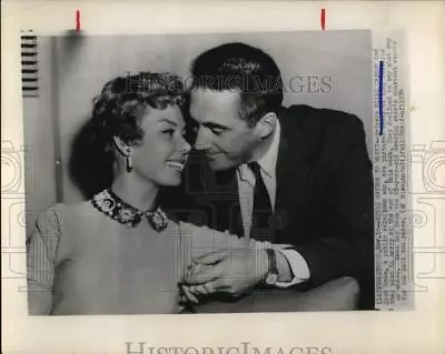 1954 Press Photo Mitzi Gaynor Jack Bean Announce Engagement In Hollywood • $16.99