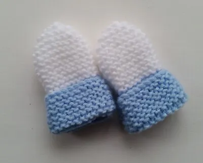Baby Mittens White & Pale Blue Acrylic Wool 0-3 Months Hand Knitted  New • £4.20