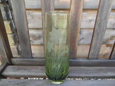 CAITHNESS Etched Daffodil Glass Vase - Green • £5