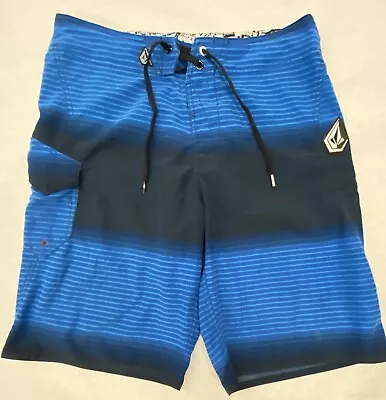 Volcom Swim Trunks Mens 32 Blue Striped Logo Board Shorts Bathing Suit Mens • $12