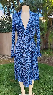 VTG Diane Von Furstenberg Midi Length Wrap Dress Blue Black Belt Sz 10 Pockets • $39.99