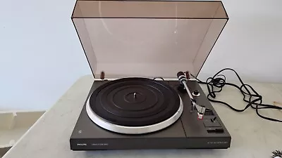 Vintage Philips Electronic 677 Direct Control Turntable  • $25