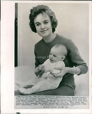 1964 Wire Politics Marina Oswald Dallas Tx Rachel Daughter Baby 8X10 Press Photo • $24.99