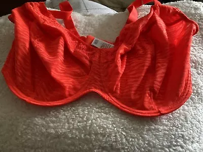 Underwired Full Cup Bra Size 40J • £20