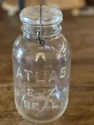 Vintage Atlas E-Z Seal Clear  Half Gallon Canning Jar With Lid • $9