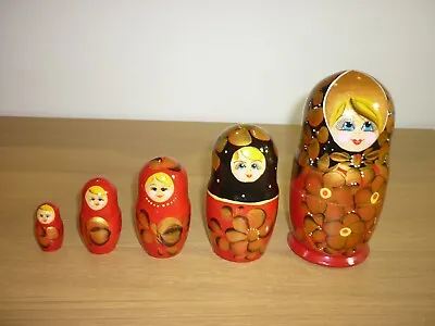 Russian Wooden Matryoshka Nesting Doll Set 5 Pieces • £9.99