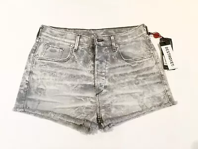 True Religion Women Scout Boyfriend Distress Short Acid Tp Wc656vn3 Nwt 28w $179 • $49