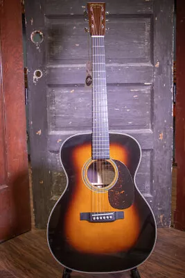 Martin 000-28EC Sunburst Eric Clapton Signature Acoustic Guitar W/Case • $4199