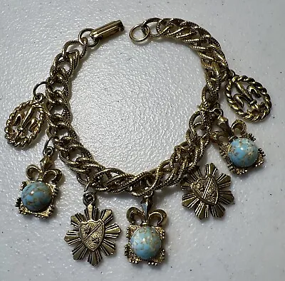 Vintage Fleur De Lis Shield Faux Turquoise Cabochon Charm Bracelet - Gold Tone • $20