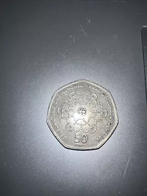 2010 50p Coin Circulated - CELEBRATING 100 YEARS OF GIRLGUIDING UK • £700