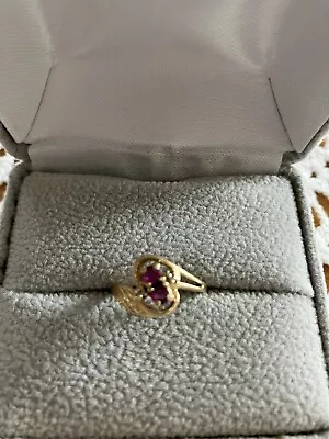 SWEET! Vintage 14k Yellow Gold Genuine Ruby & Diamond Baby Child's Ring Size 2? • $129.99