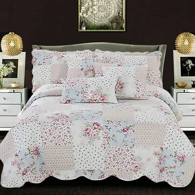 Beautiful Floral Vintage Patchwork (Meadow) Quilted Bedspread & 2 Pillow Shams* • £31.49