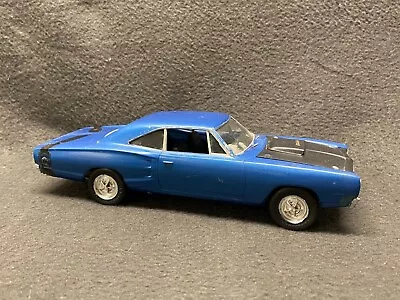 Revell 1969 Dodge Super Bee 440 Six Pack Built Model 1/25 Mopar Coronet R/T • $23.99