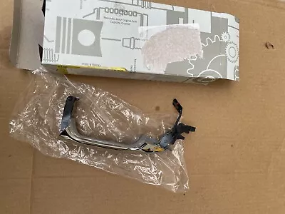 07-16 Mercedes W204 W212 Left Outer Door Handle With Keyless-Go. OEM. A168 • $50