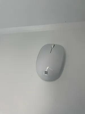 Genuine Microsoft RJN-00061 Ms Bluetooth Wireless Mouse Ice Glacier (1929)  • $9.98