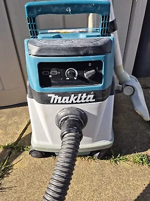 Makita 36v/240v Extractor  Hoover • £220