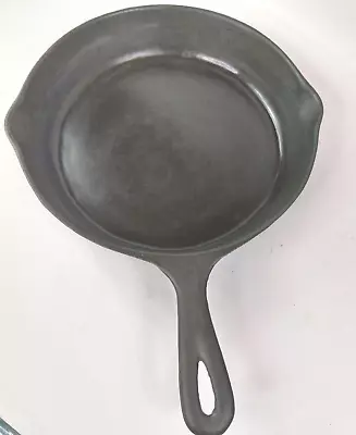 Vintage Unmarked Martin Stove And Range Cast Iron Skillet #8  Pan Heat Ring  • $60