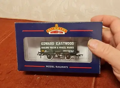 Bachmann 37-080K   7 PLANK WAGON EDWARD EASTWOOD • $17.45