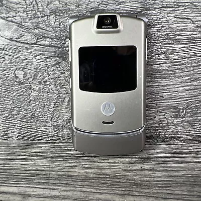 Motorola RAZR V3m Silver Cellular Flip Phone - Untested Needs Battery FOR PARTS • $10