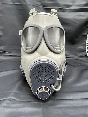 Czech M10M Gas Mask Brand New • $52