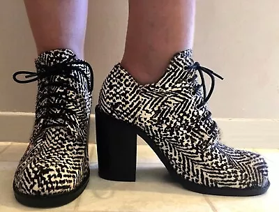 Jeffrey Campbell Lita Zebra Print Lace Up Shoes Size 8 1/2 M-FREE SHIPPING • $95