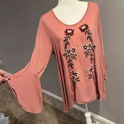 V Cristina Embroidered Tunic Shirt Bell Sleeves Flowy Floral XL • $16