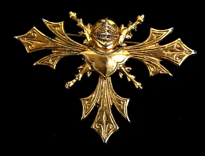 Vintage Cross & Medieval Knight Jousting Helmet Gold Tone Brooch Pin Lapel • $24.95