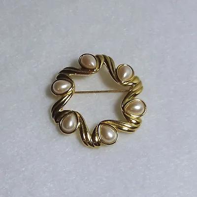 Vintage Monet Signed Circle Wreath Brooch Pin Goldtone Faux Teardrop Pearls • $9.99