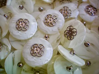 25mm 40L Ivory White & Silver Metal Flower Shank Dress Jacket Coat Buttons (K13) • £1.49