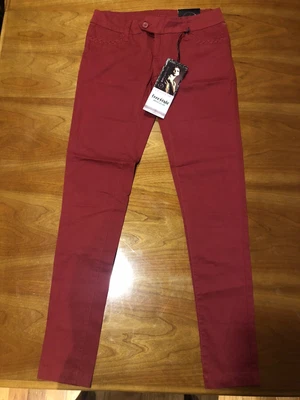 $14 • Buy Freestyle Woman’s Flat Front Khaki Skinny Stretch Buckle Size 9